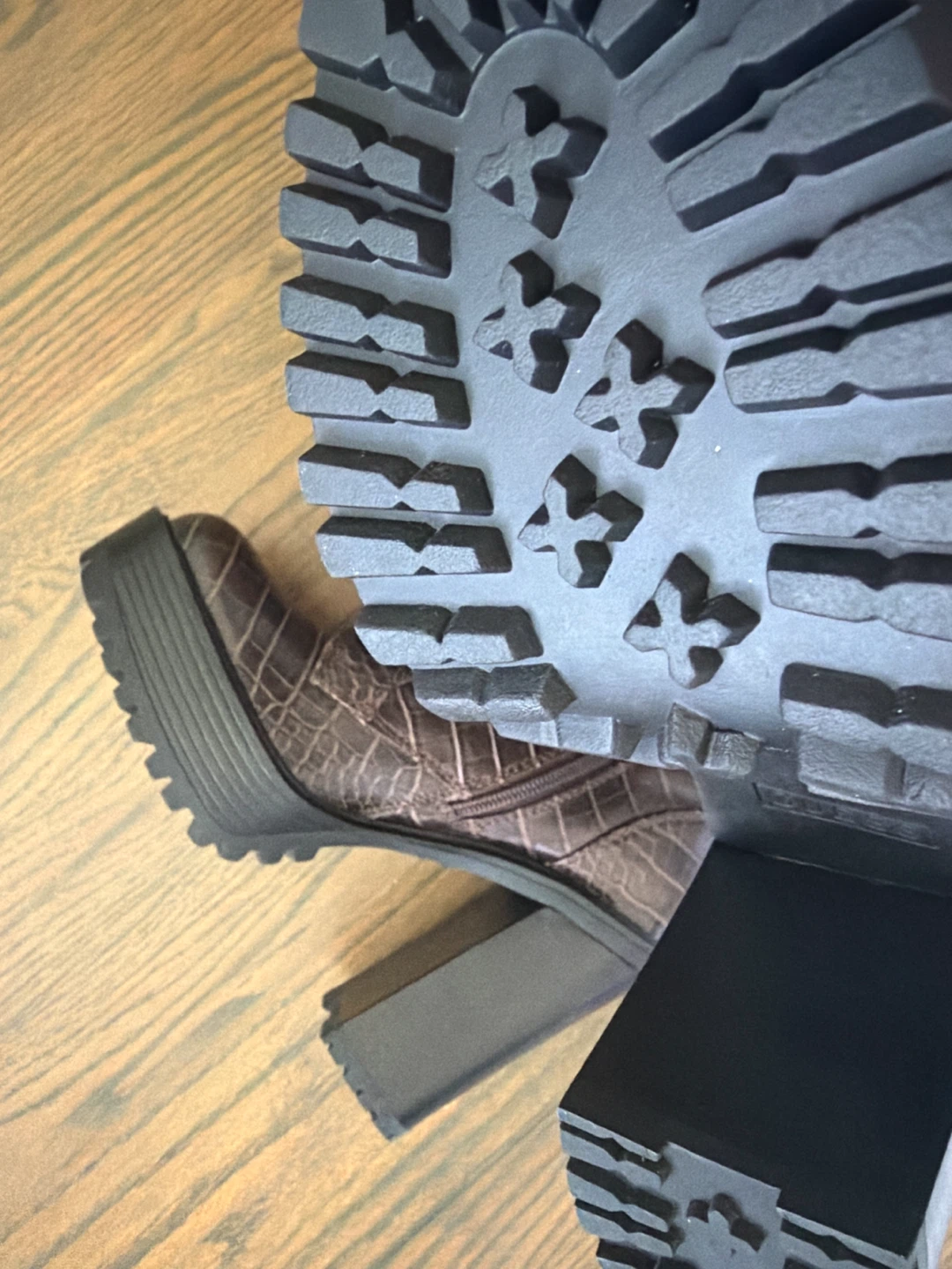 Guess "Crocodile" Embossed Platform Combat Boots - photo 3