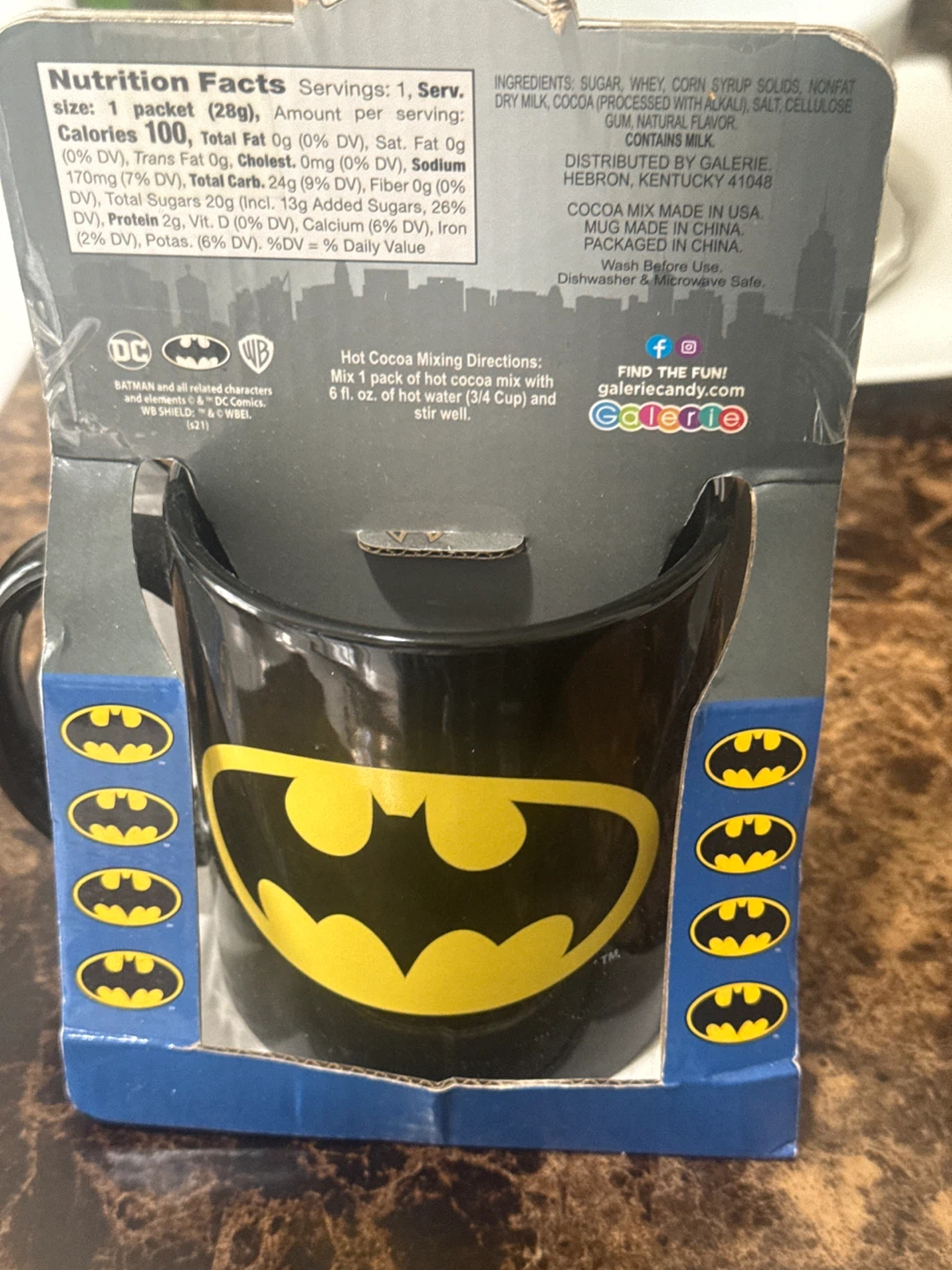 Batman Mug with Hot Chocolate Cocoa Mix - photo 2