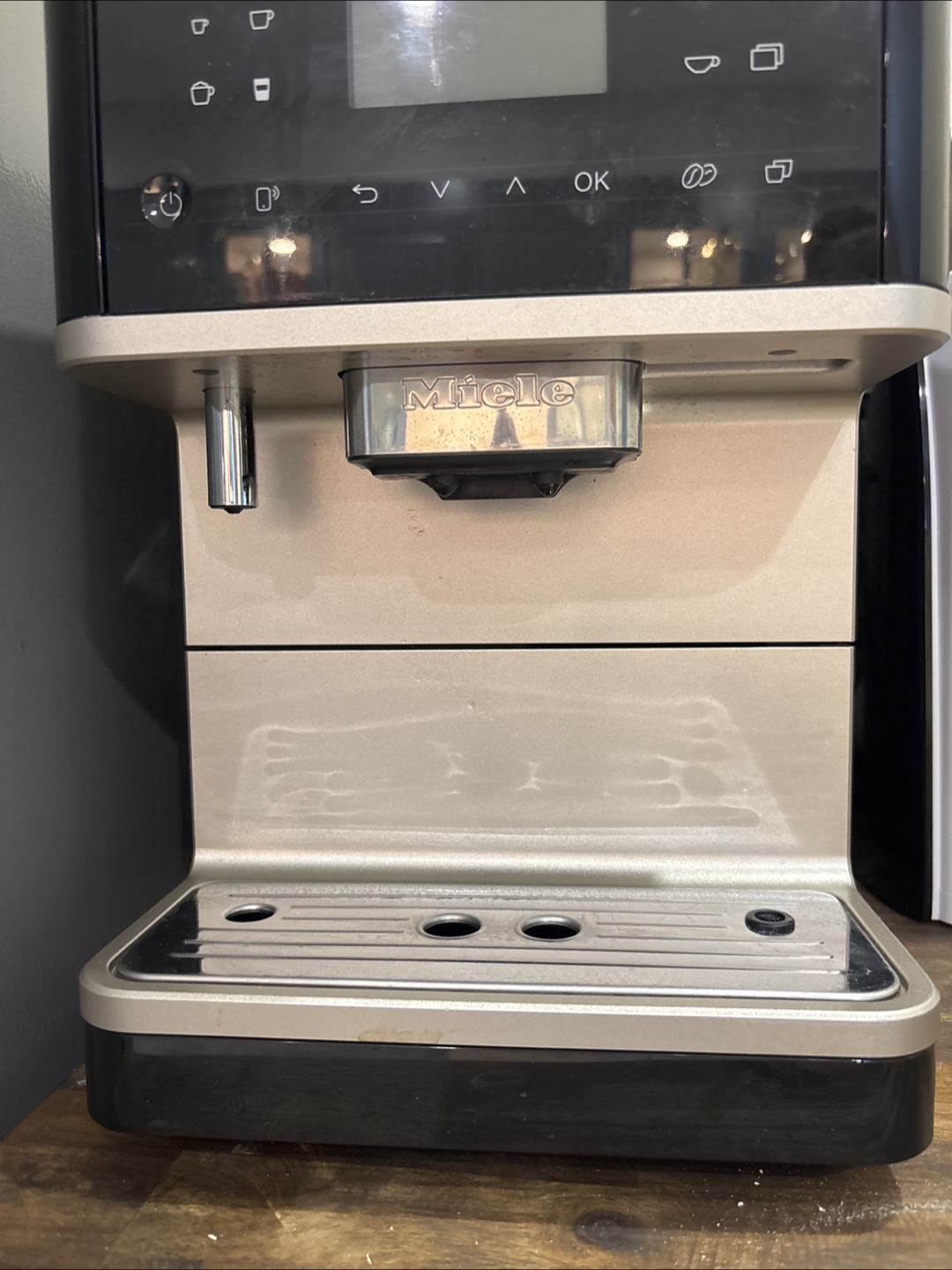 Miele Coffee Machine - photo 2