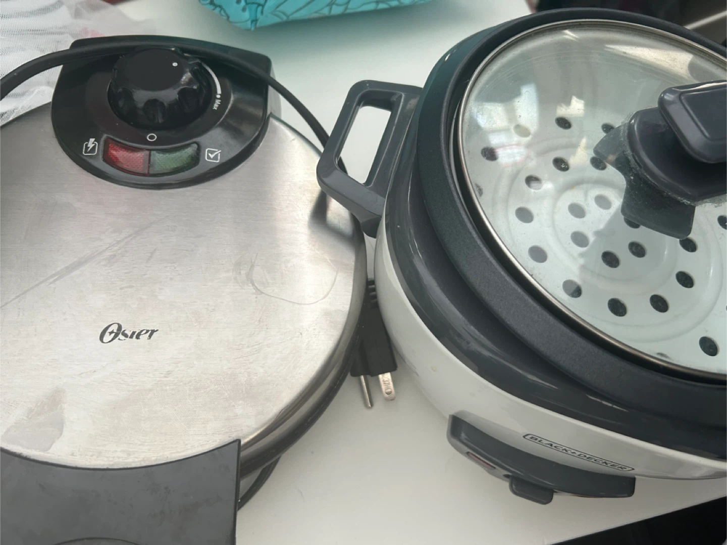 Free pans and buy Waffle maker and Rice Cookers