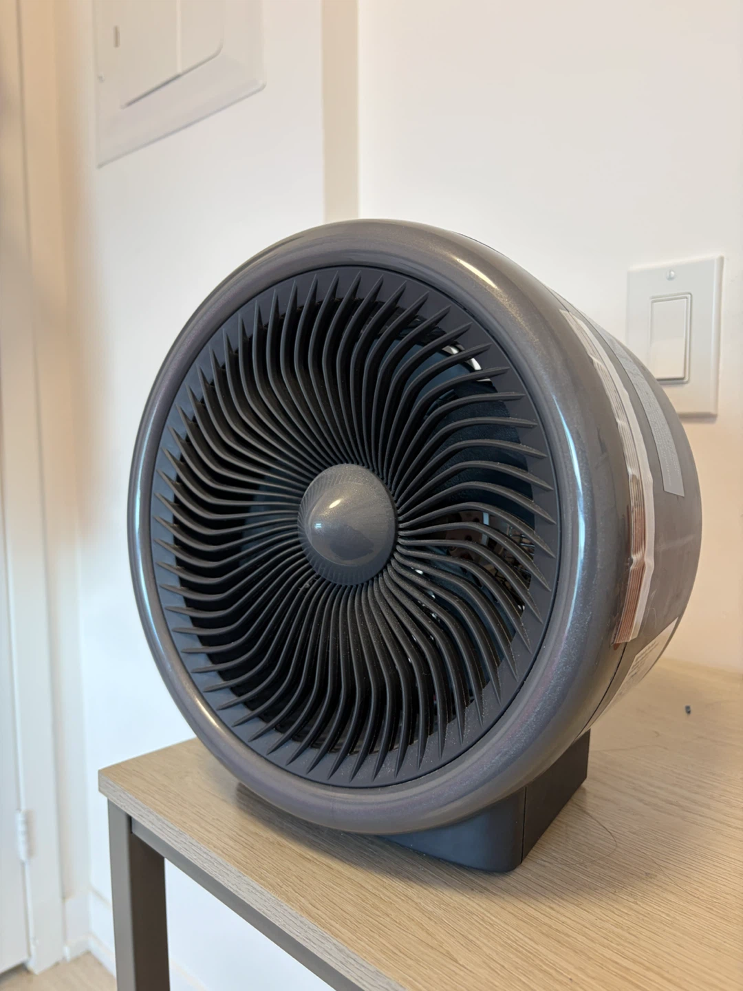 NOMA Black Table Fan/Heater – Excellent Condition - photo 2