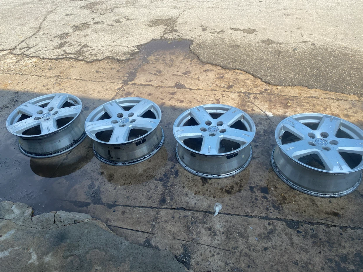 Set of 4 Dodge Alloy Wheels