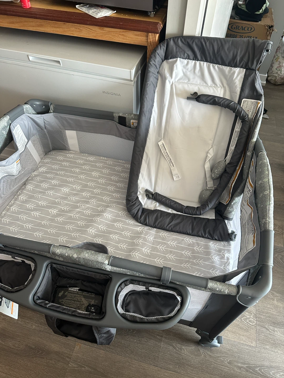 Baby Trend EZ-Rest Deluxe Nursery Center - photo 3