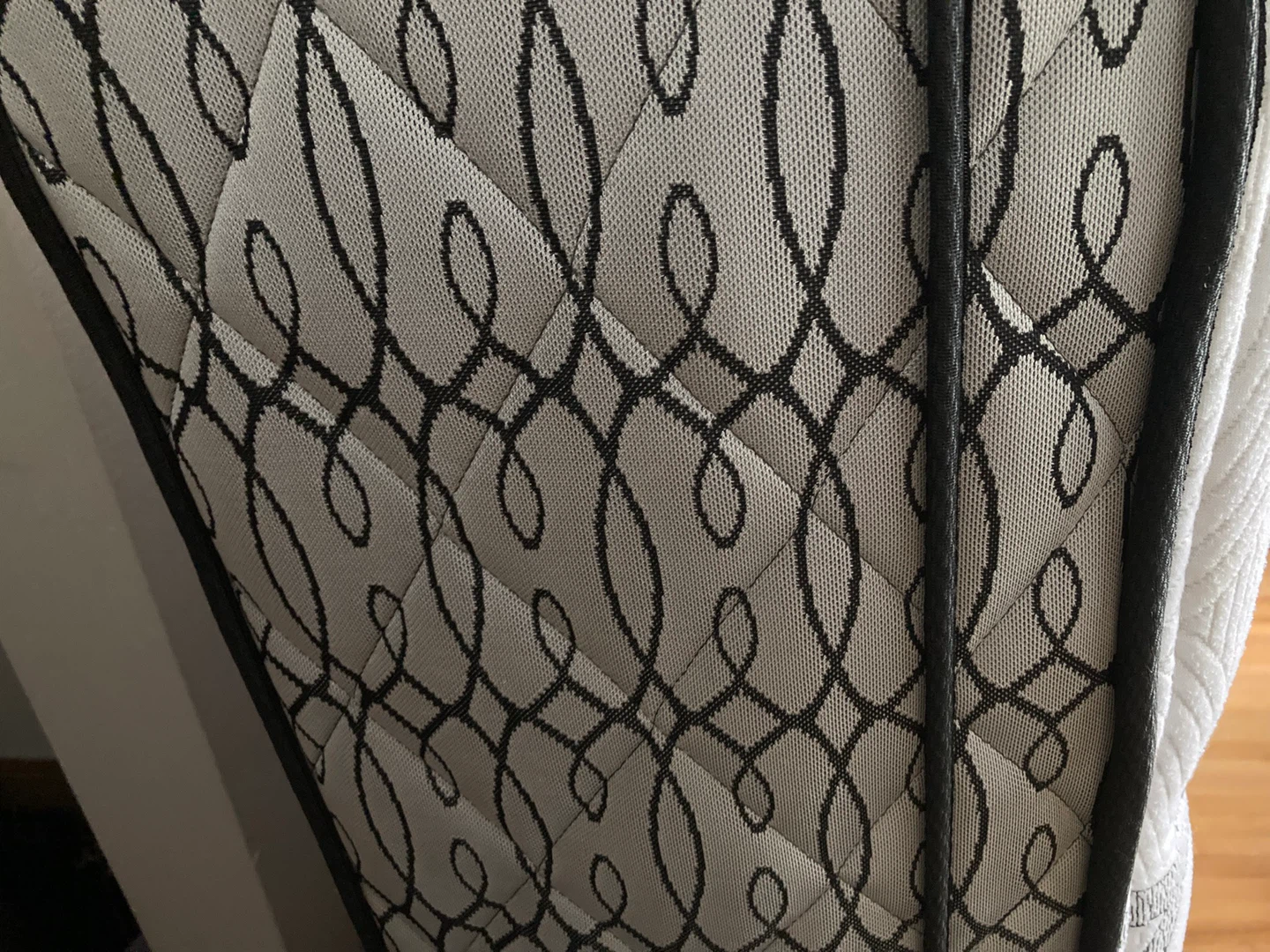 Sealy Posturepedic Proback Mattress Queen - photo 2