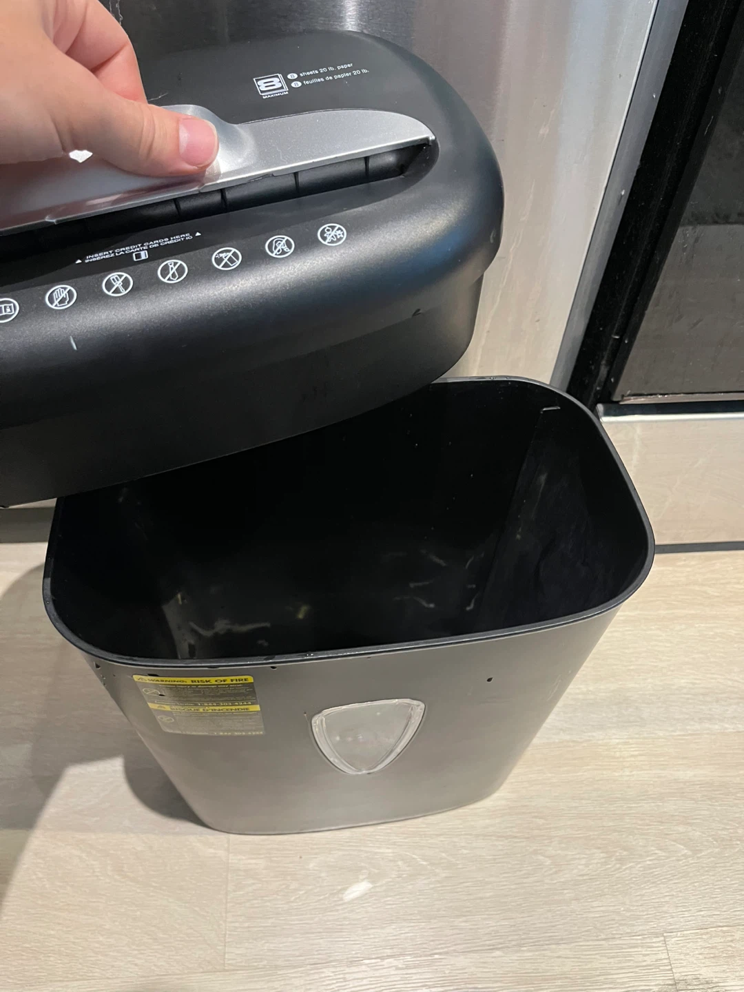 Amazon Basics Paper Shredder - photo 2