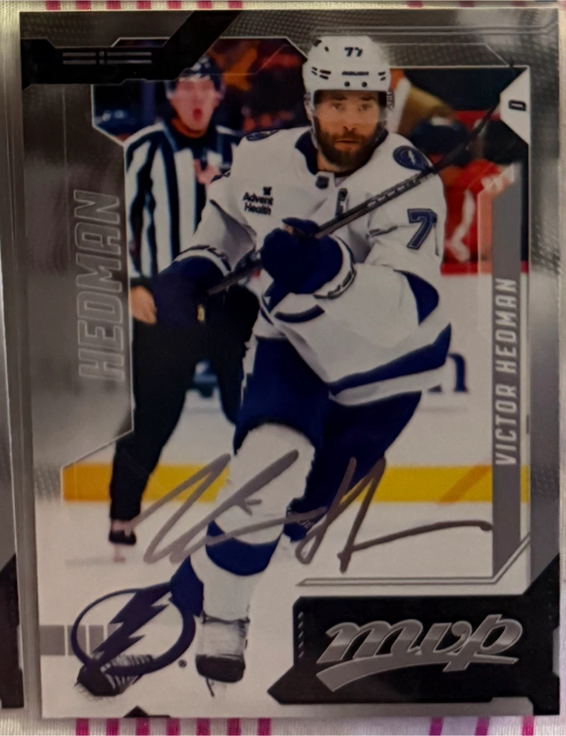 Victor Hedman Autographed Hockey Card