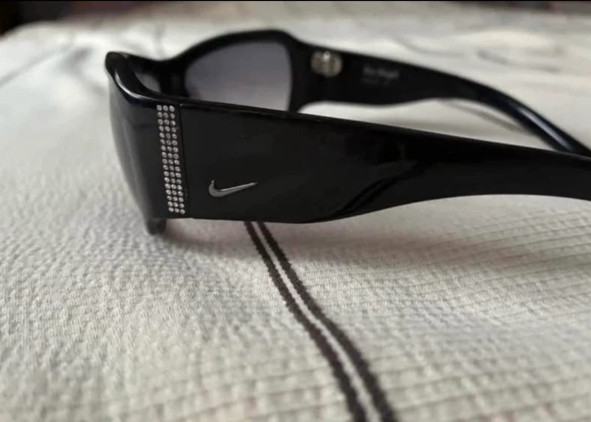 Nike Black Sunglasses - photo 2