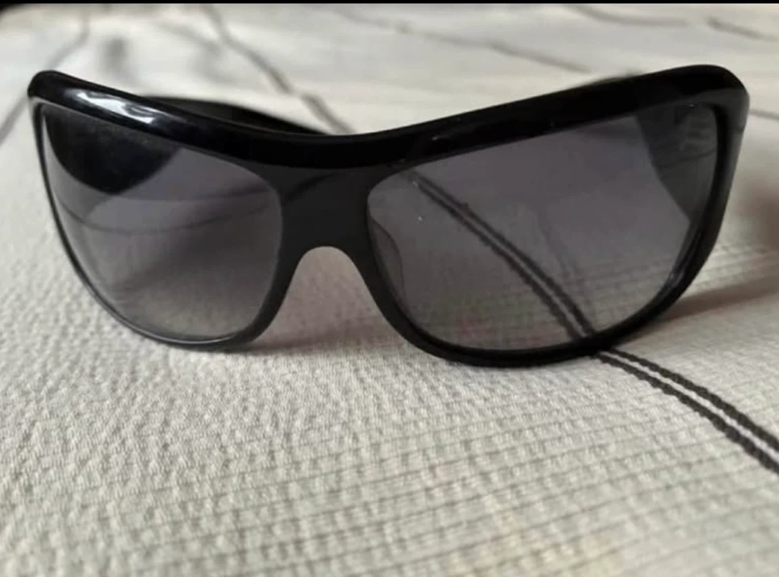 Nike Black Sunglasses - photo 3