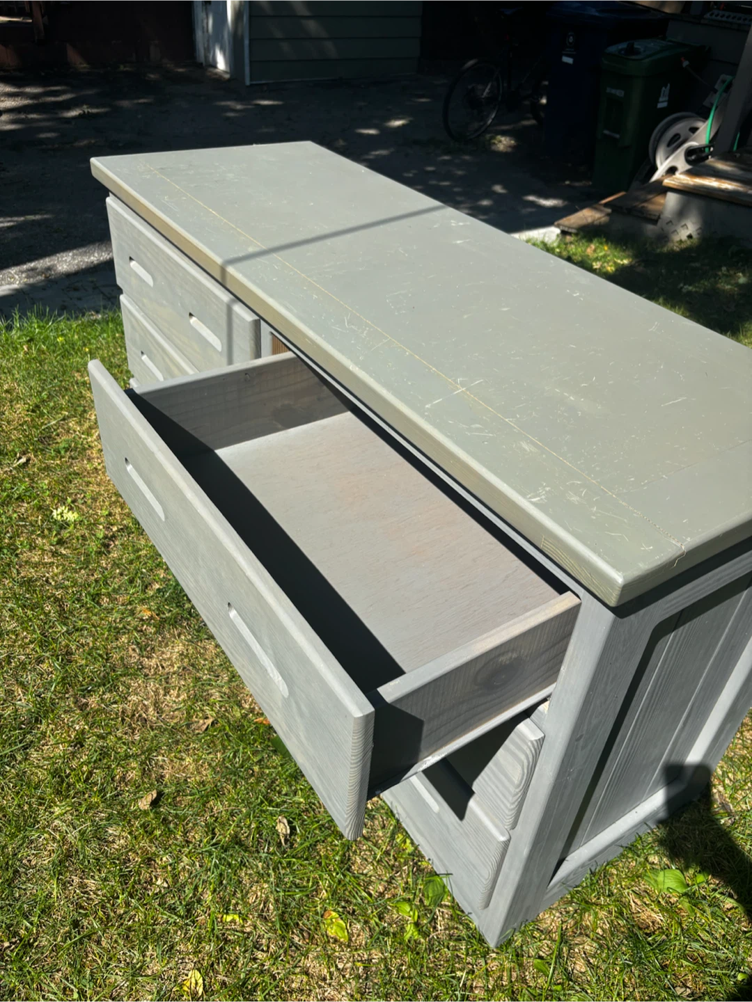 Solid wood dresser - photo 2