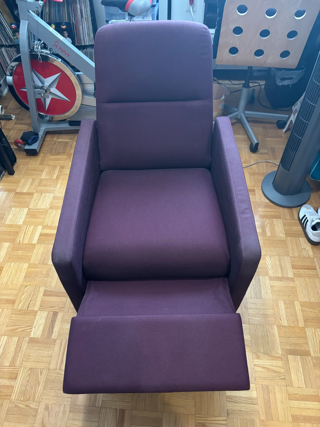 Purple Recliner Armchair - photo 3