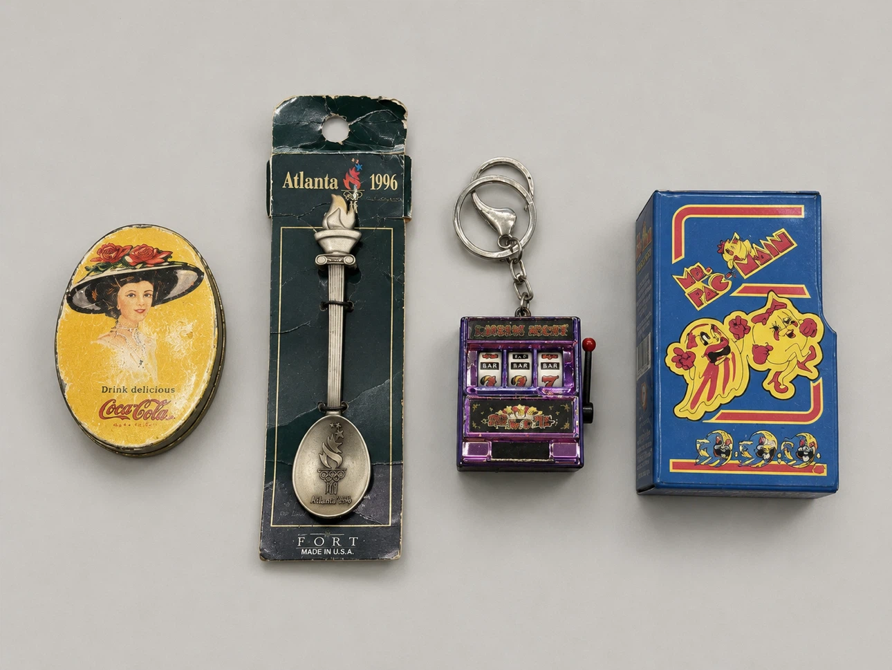 Vintage Souvenir & Collectible Lot - photo 3