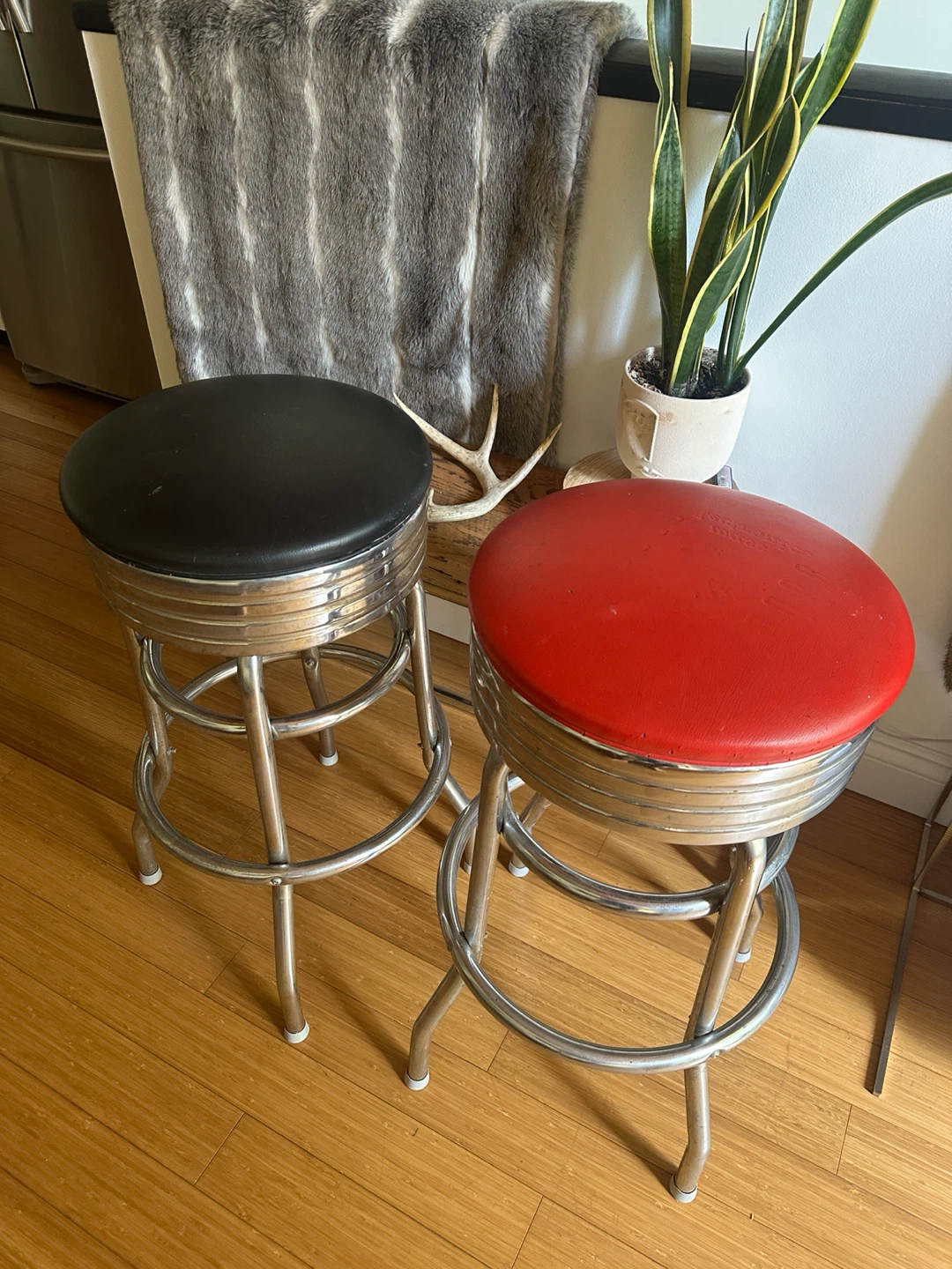 VINTAGE MCM CHROME DINER STOOLS MID CENTURY MODERN BAR HEIGHT