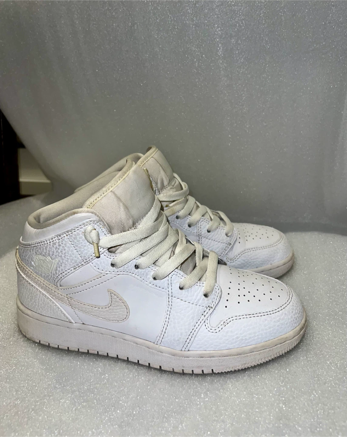 Air Jodan 1 Triple White - photo 3