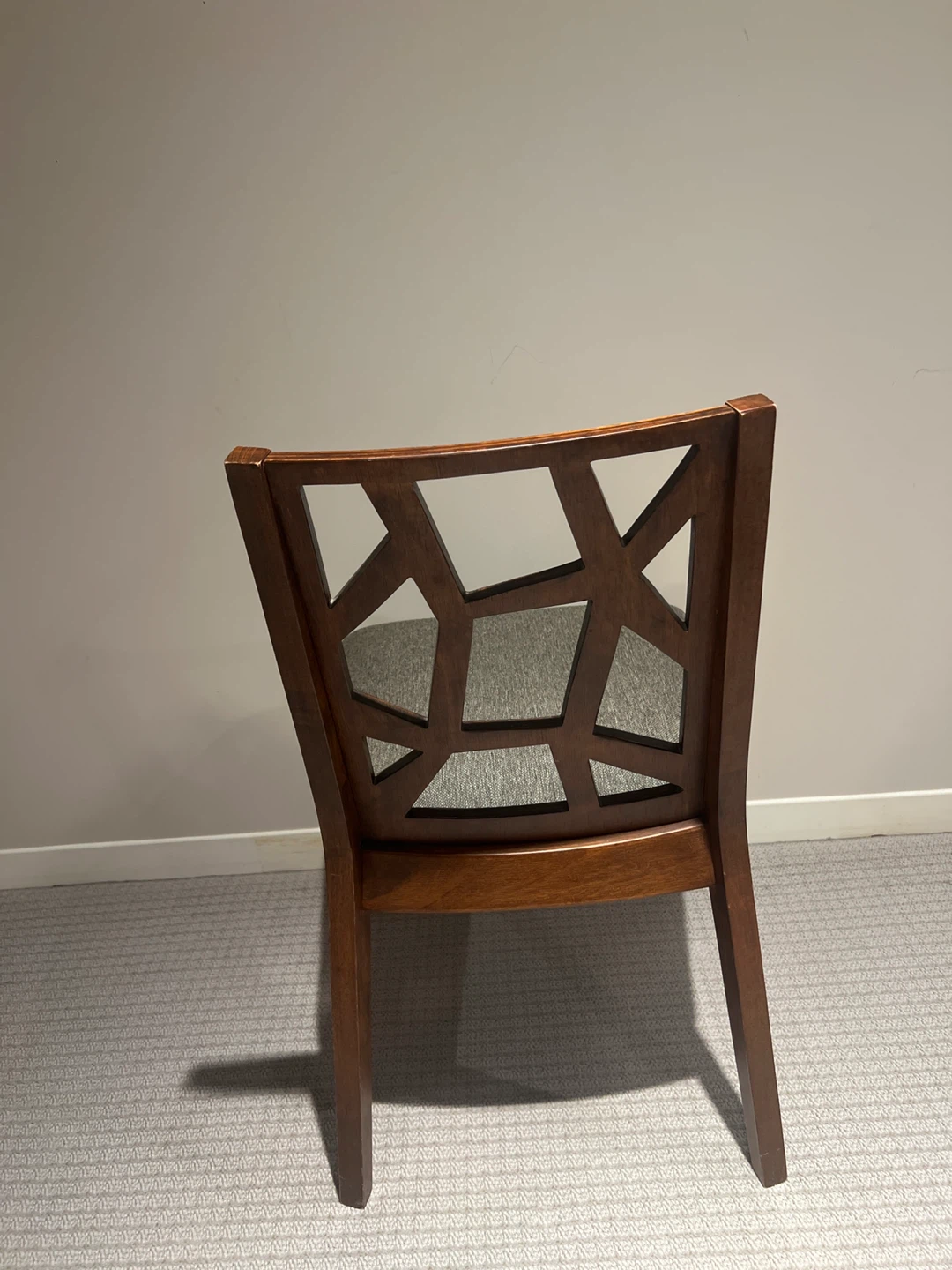 Set of 4 Dining Chairs with Geometric Back - photo 2