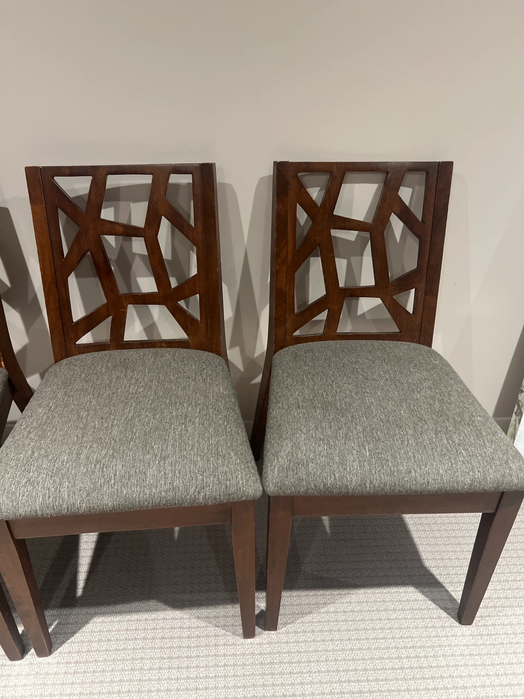 Set of 4 Dining Chairs with Geometric Back - photo 4