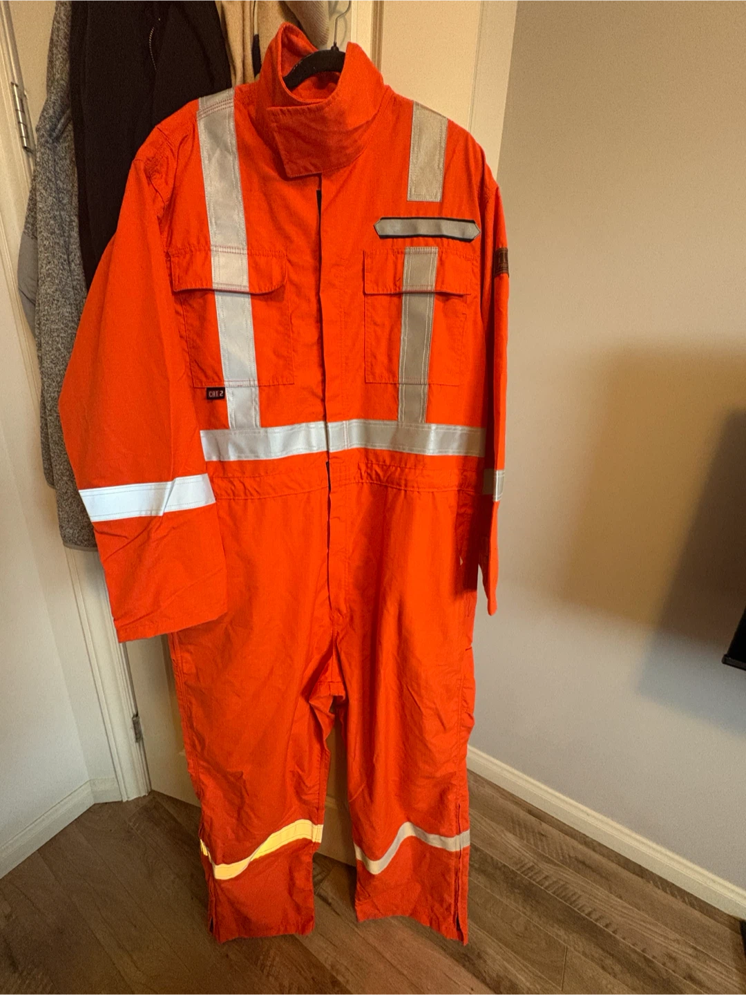 MWG FR Coverall (XLT) HighVis (NFPA2112/CSA Class 3) - photo 2