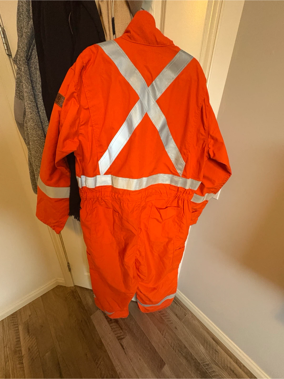 MWG FR Coverall (XLT) HighVis (NFPA2112/CSA Class 3) - photo 3