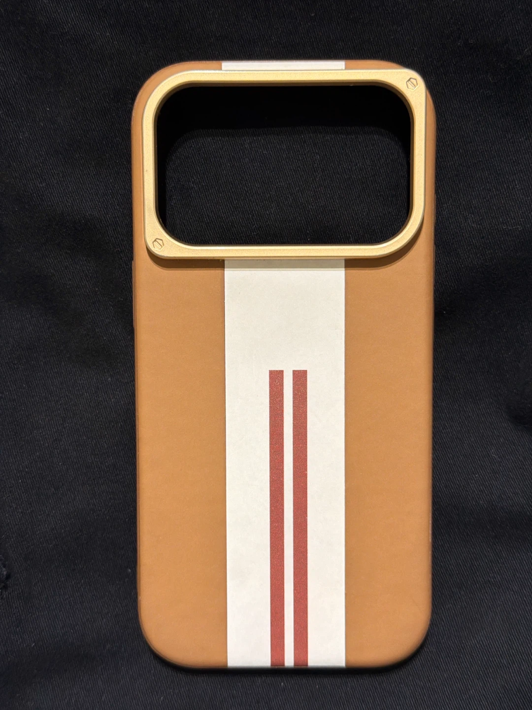Spigen iPhone 17 pro Case