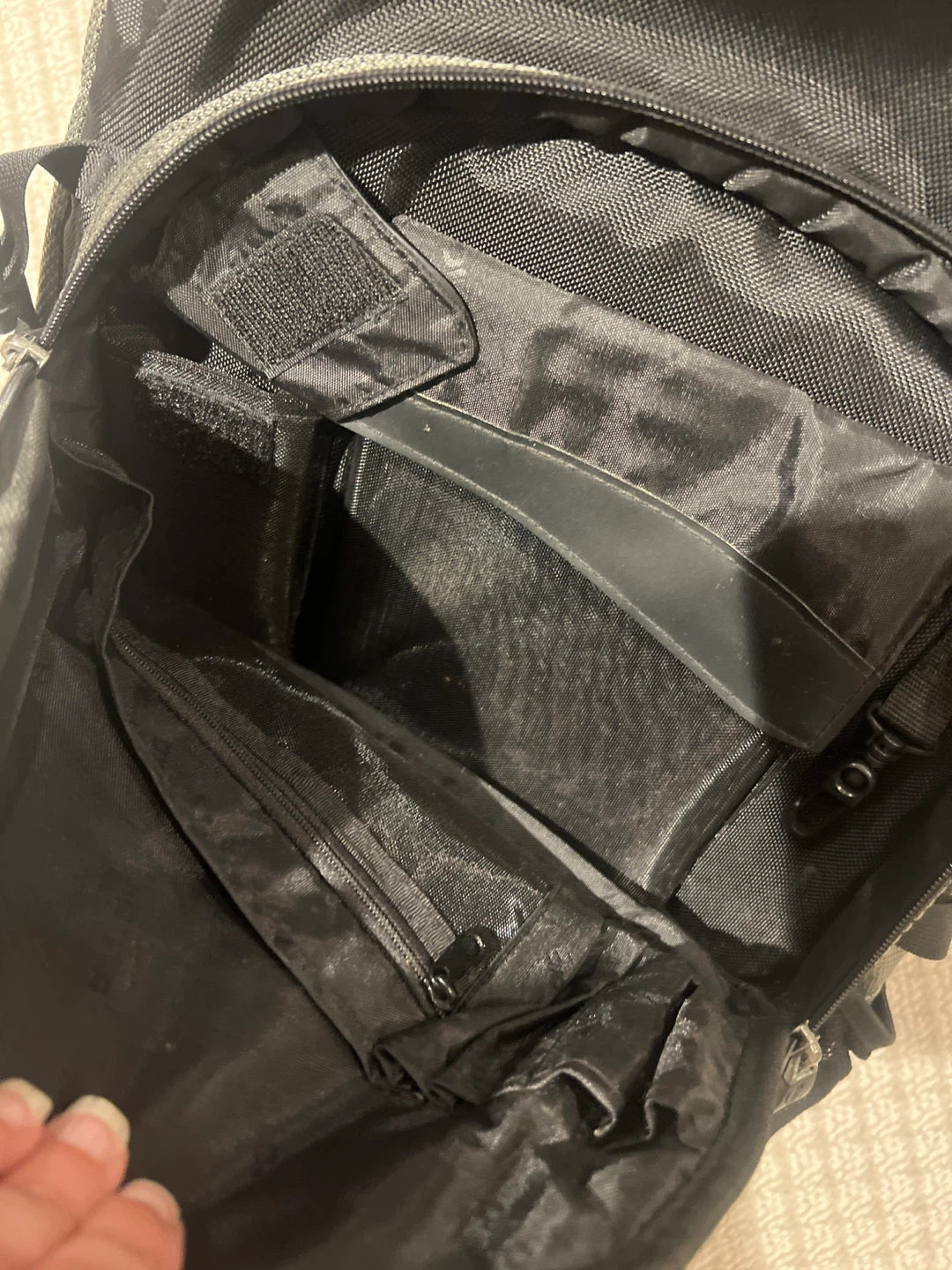 Dicota Backpack - Black & Grey - photo 3
