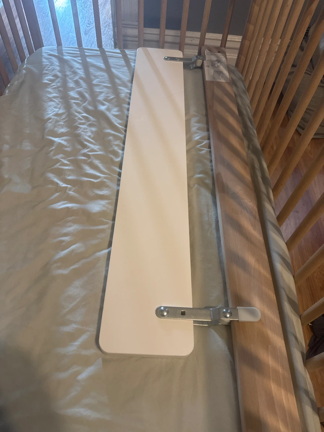Wooden Baby Crib with Mattress - photo 2
