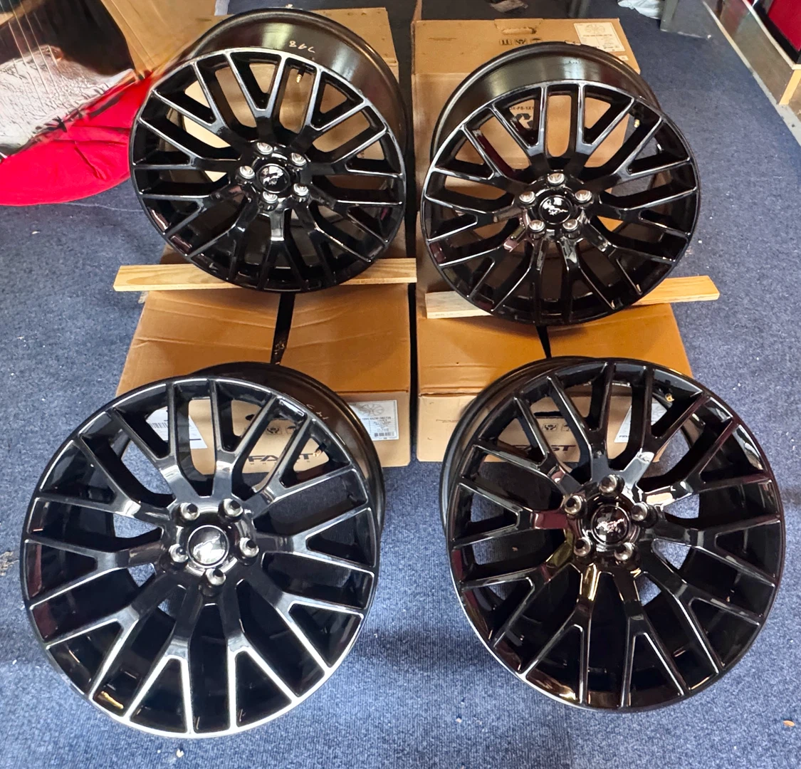 Ford Mustang Alloy Rims