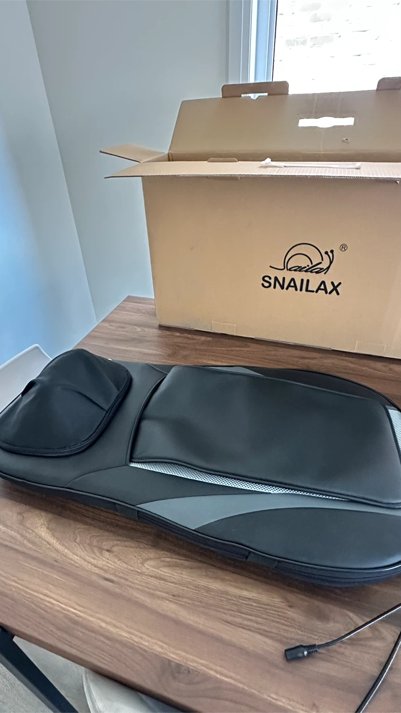 Snailax Shiatsu Neck and Back Massager - photo 5