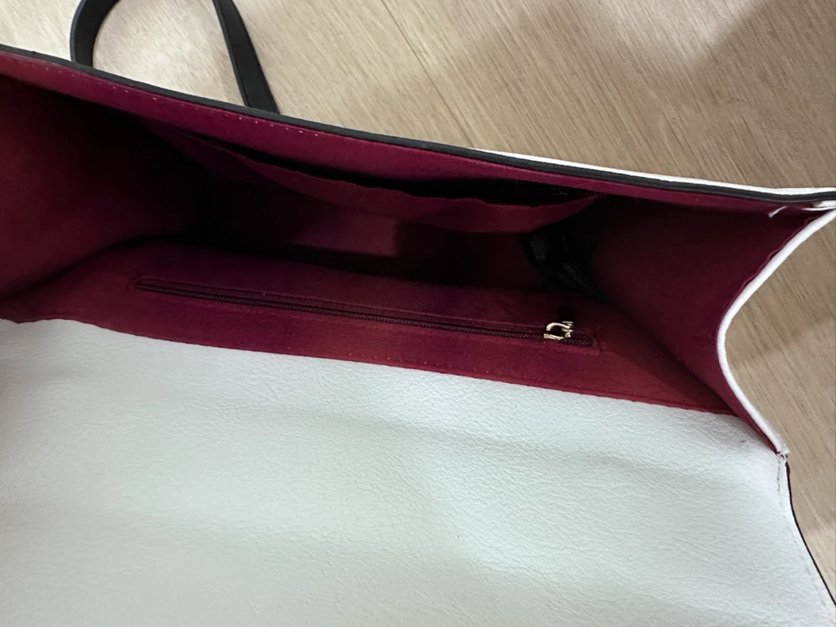 Hogwarts Envelope Crossbody Bag - photo 3