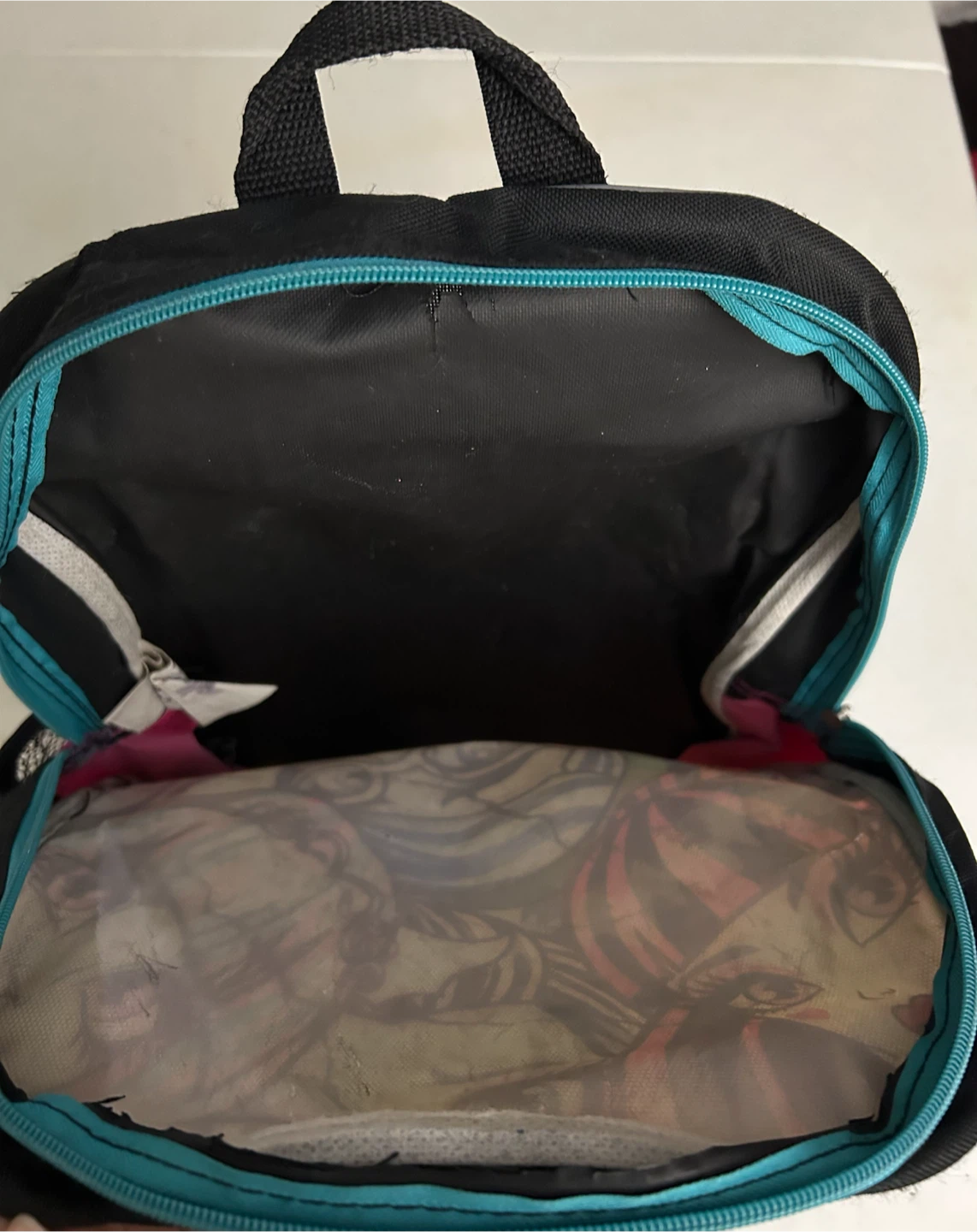 Pre-loved Monster High Backpack - photo 3