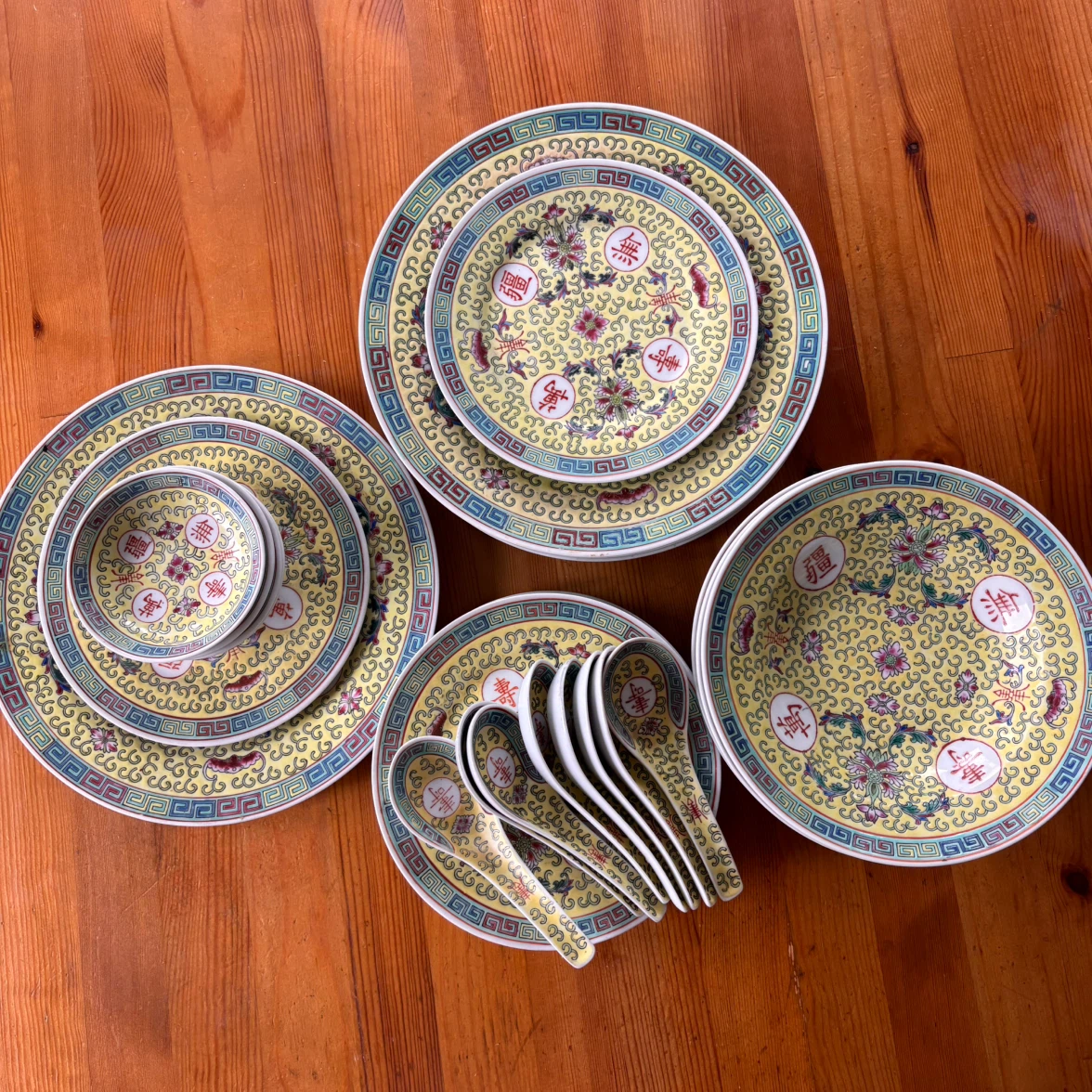 26 pcs Chinese Long Life Plate & Spoon Set - photo 2