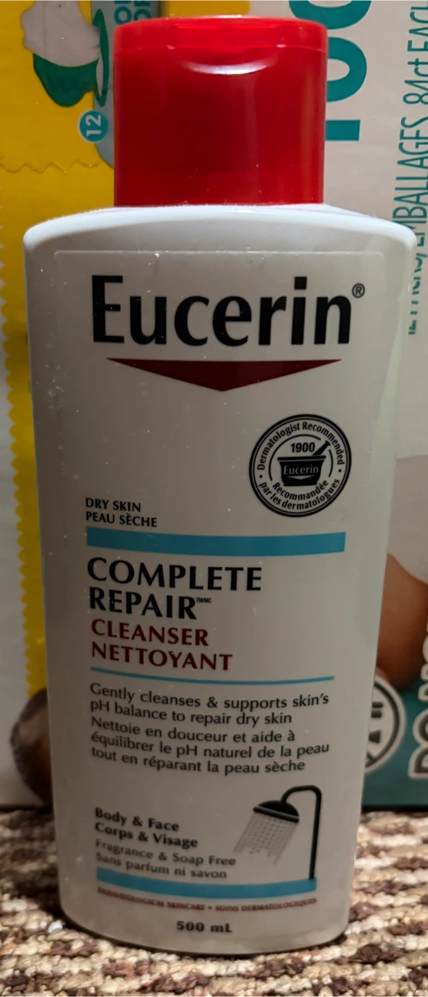 Eucerin Complete Repair Dry Skin Cleanser 500 mL