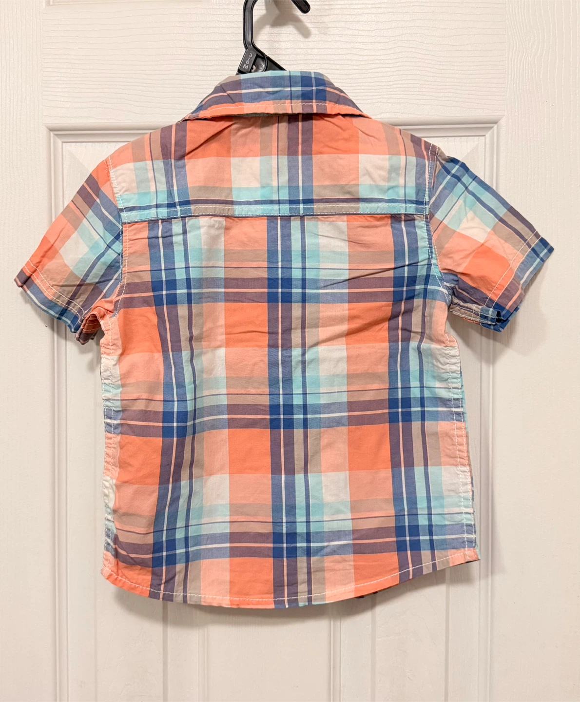 Kid’s Short Sleeve Button-Up Shirt Size 24m - photo 2