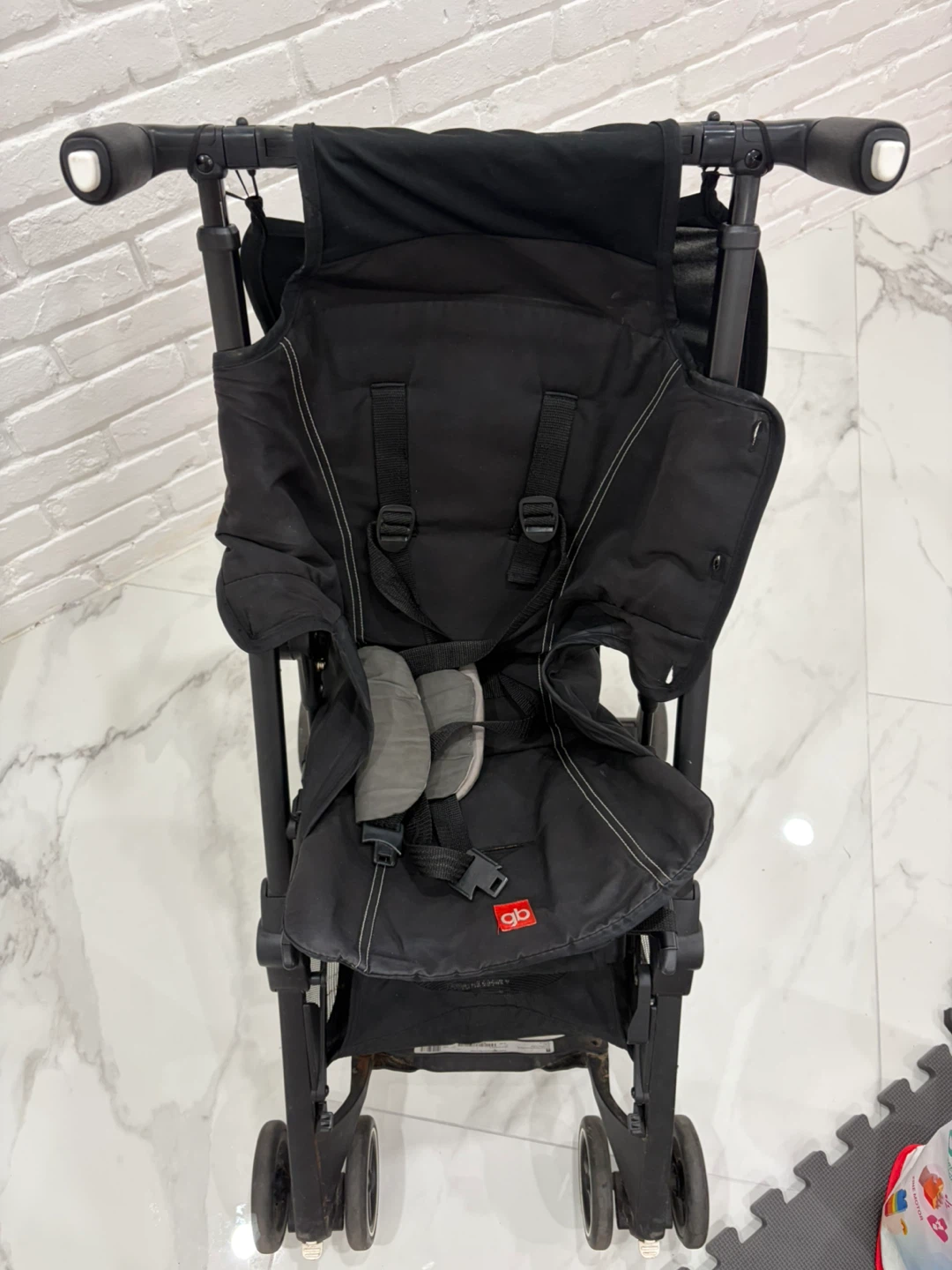 gb Stroller Black