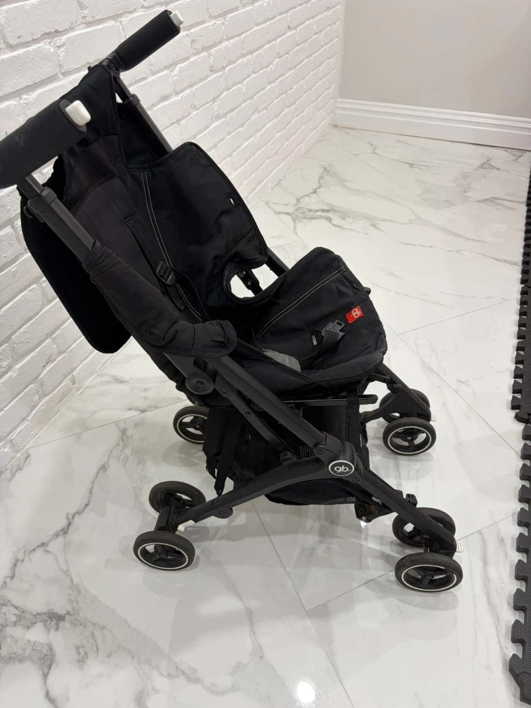 gb Stroller Black - photo 3