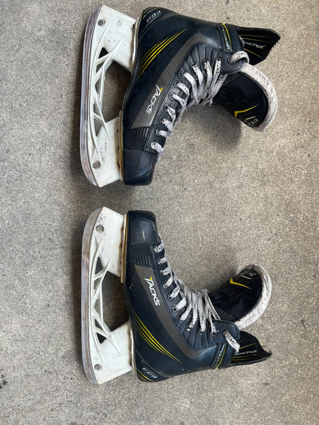 CCM Tacks Pro Legend Ice Hockey Skates - Senior Size 8 - photo 2