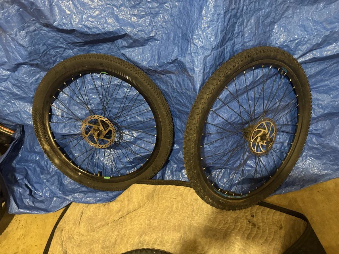 Mountain Bike Wheels with Disk Brakes - photo 4