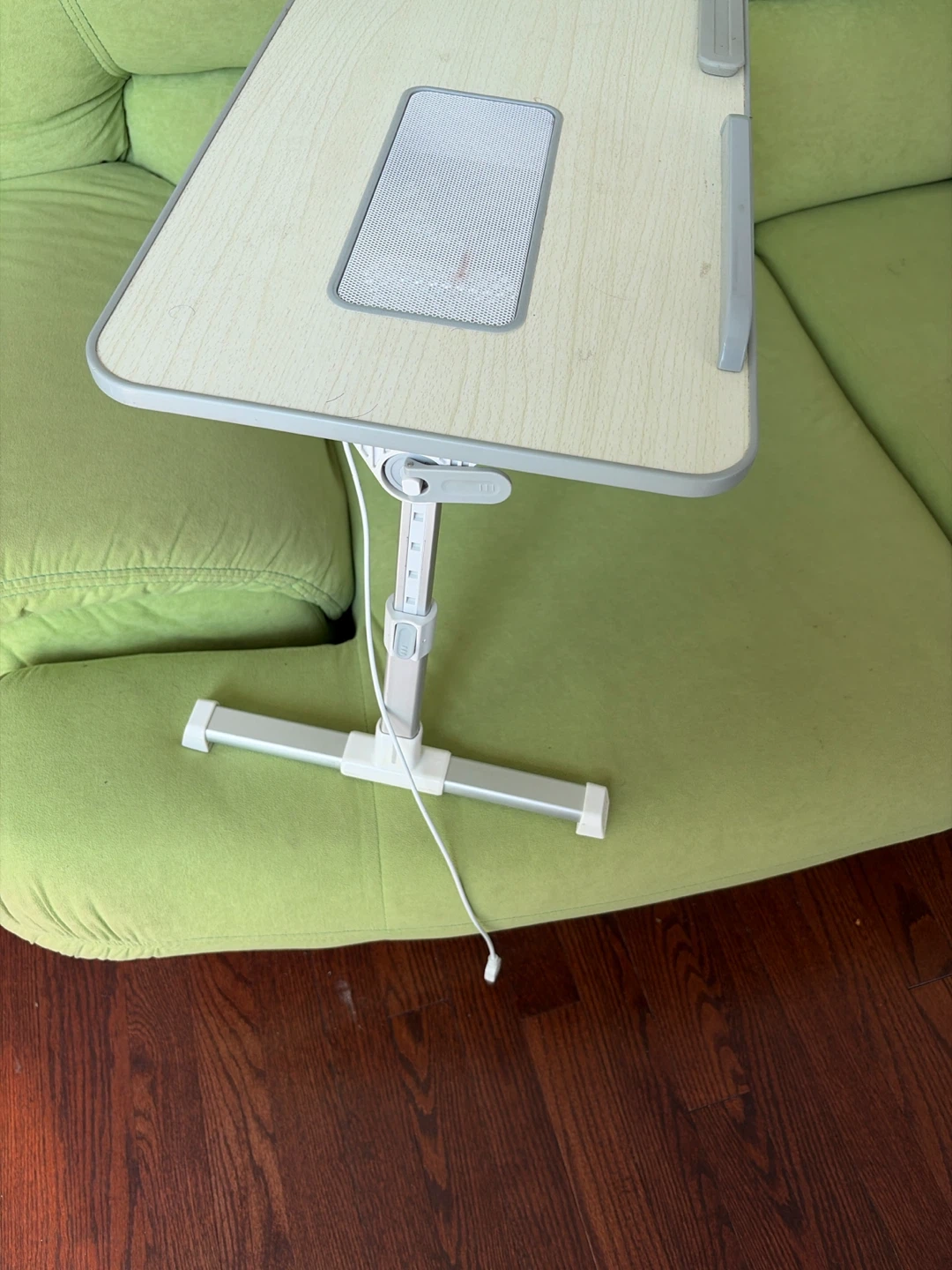 Adjustable Laptop Bed Table - photo 2