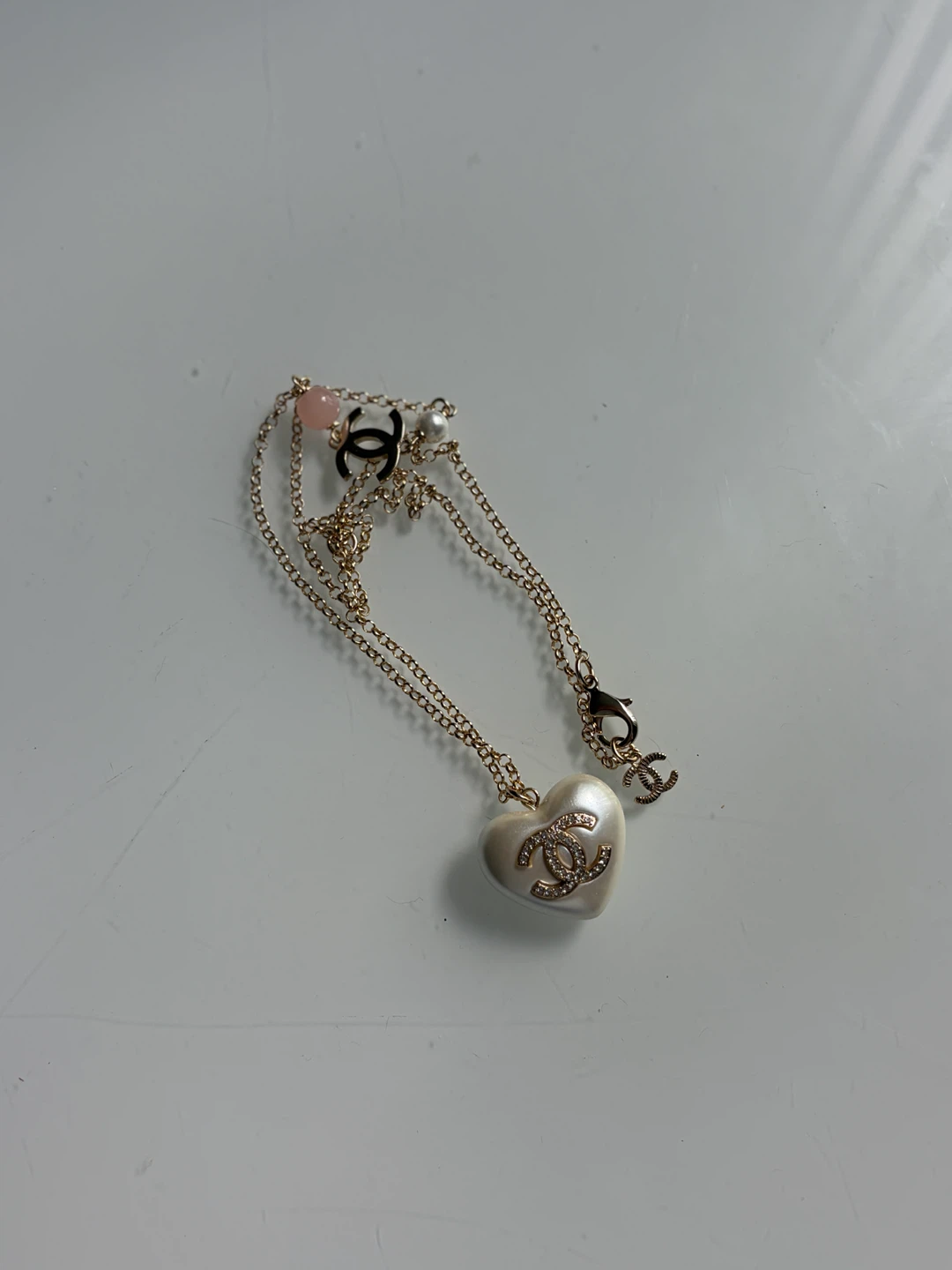 Chic Heart Pearl Necklace - photo 3