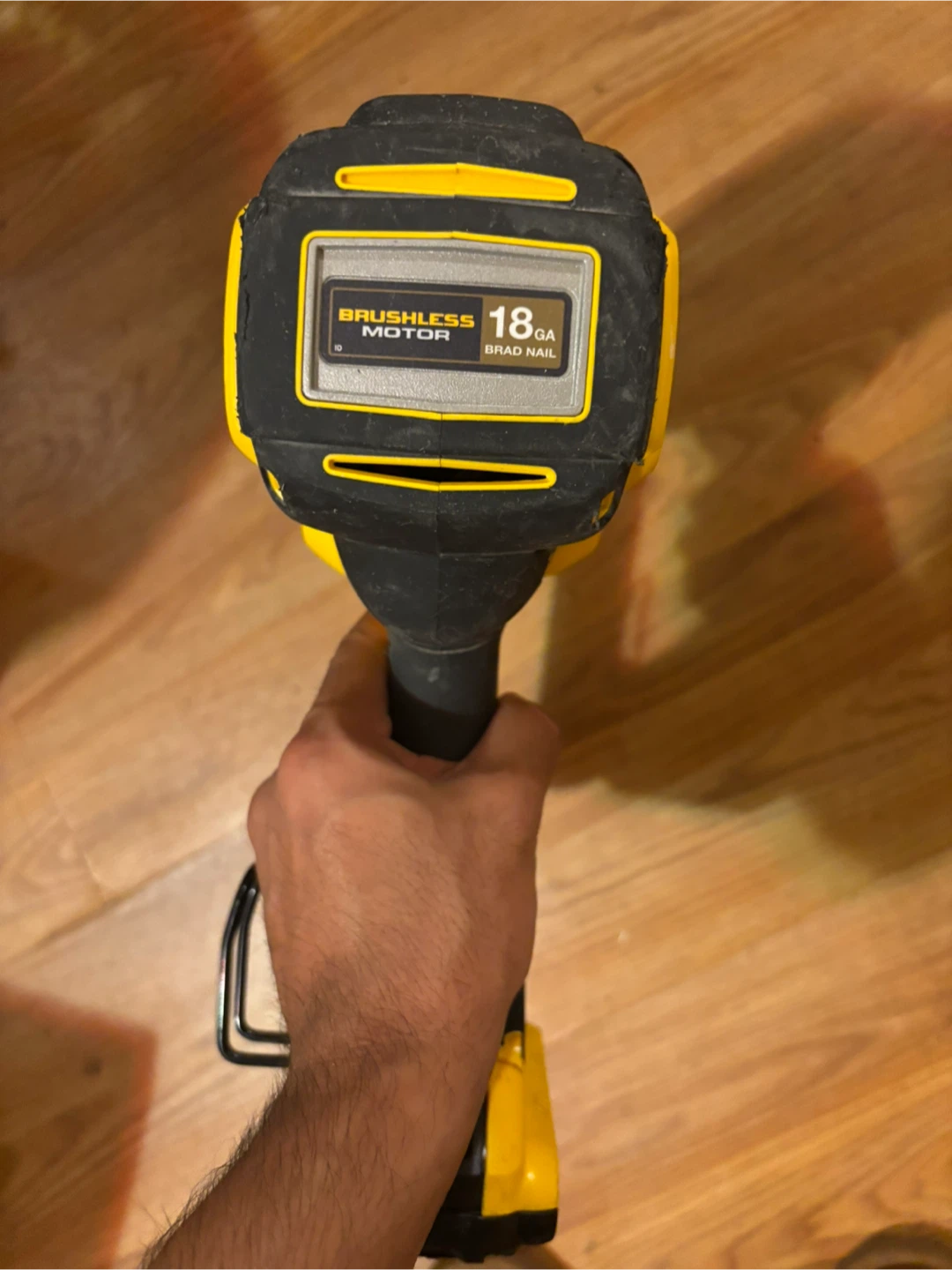 DEWALT 20V MAX XR 18 Gauge Brad Nailer - photo 3