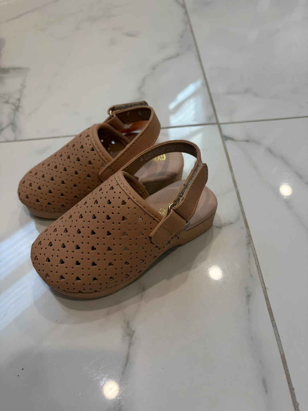 Gymboree Tan Toddler Sandals Size 6 - photo 3