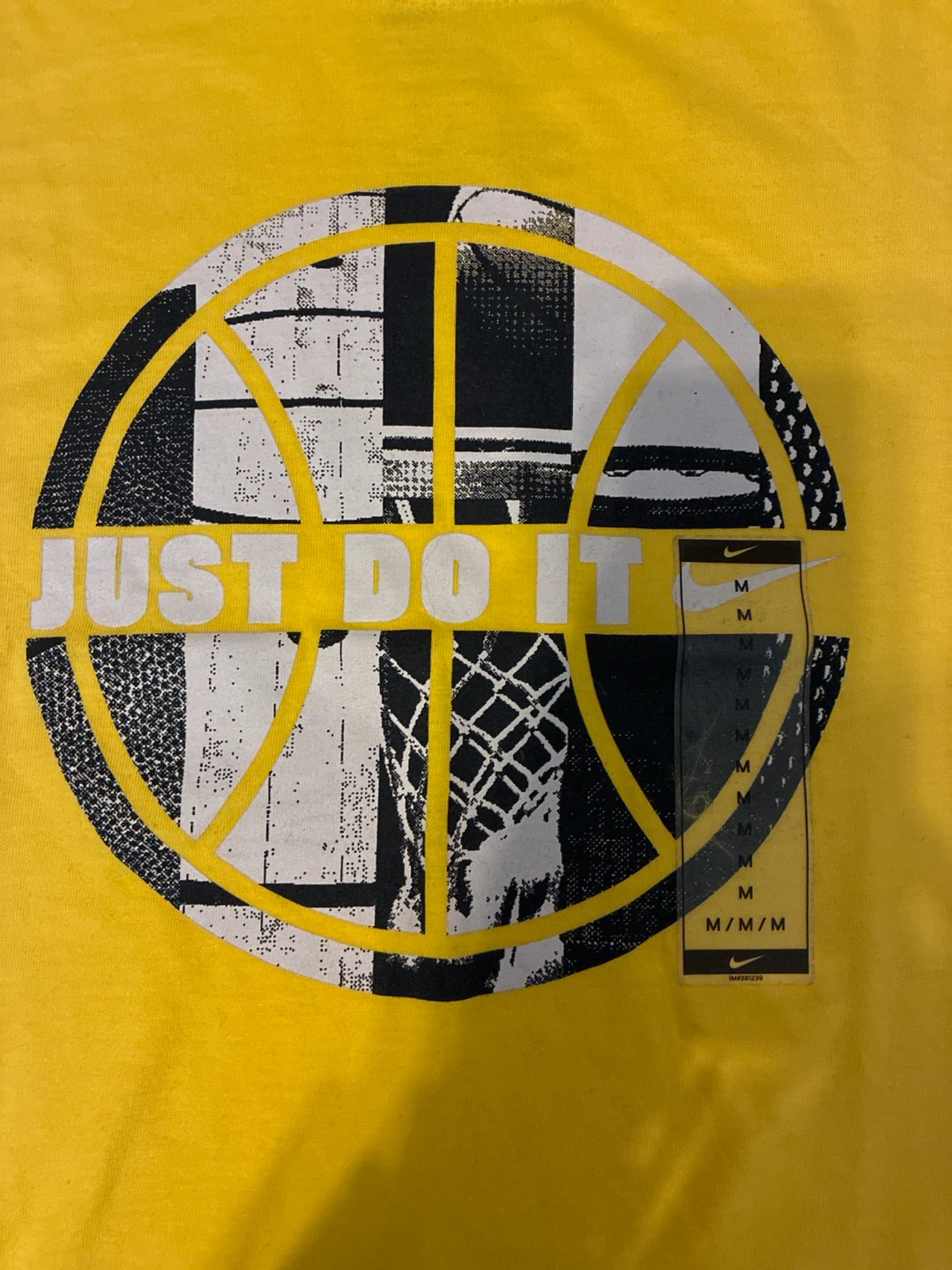 Brand new NIKE T-shirt - photo 2