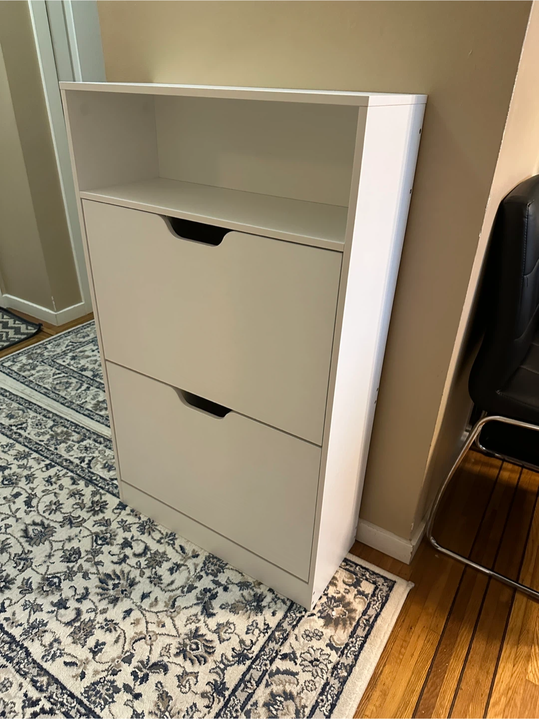 White 2-compartment Shoe Cabinet