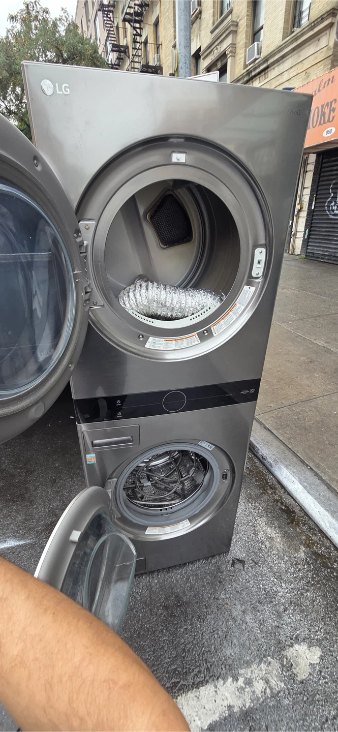 LG ThinQ Stackable Washer and Dryer Set gas Dryer - photo 4