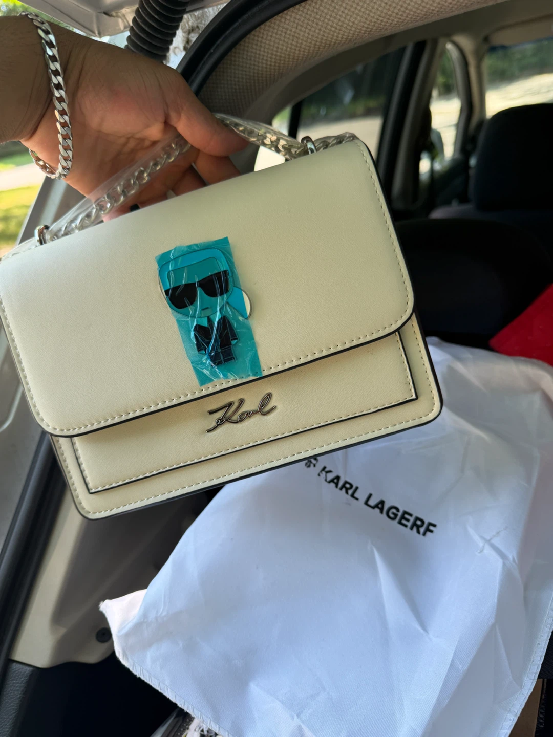 Karl Lagerfeld Off-White Shoulder Bag - photo 2