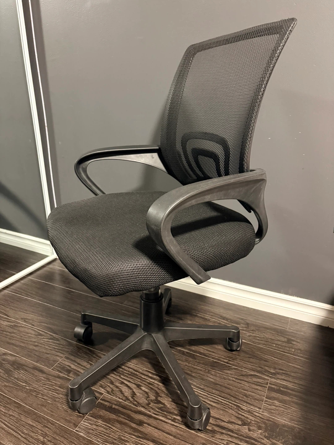 Black Mesh Office Chair