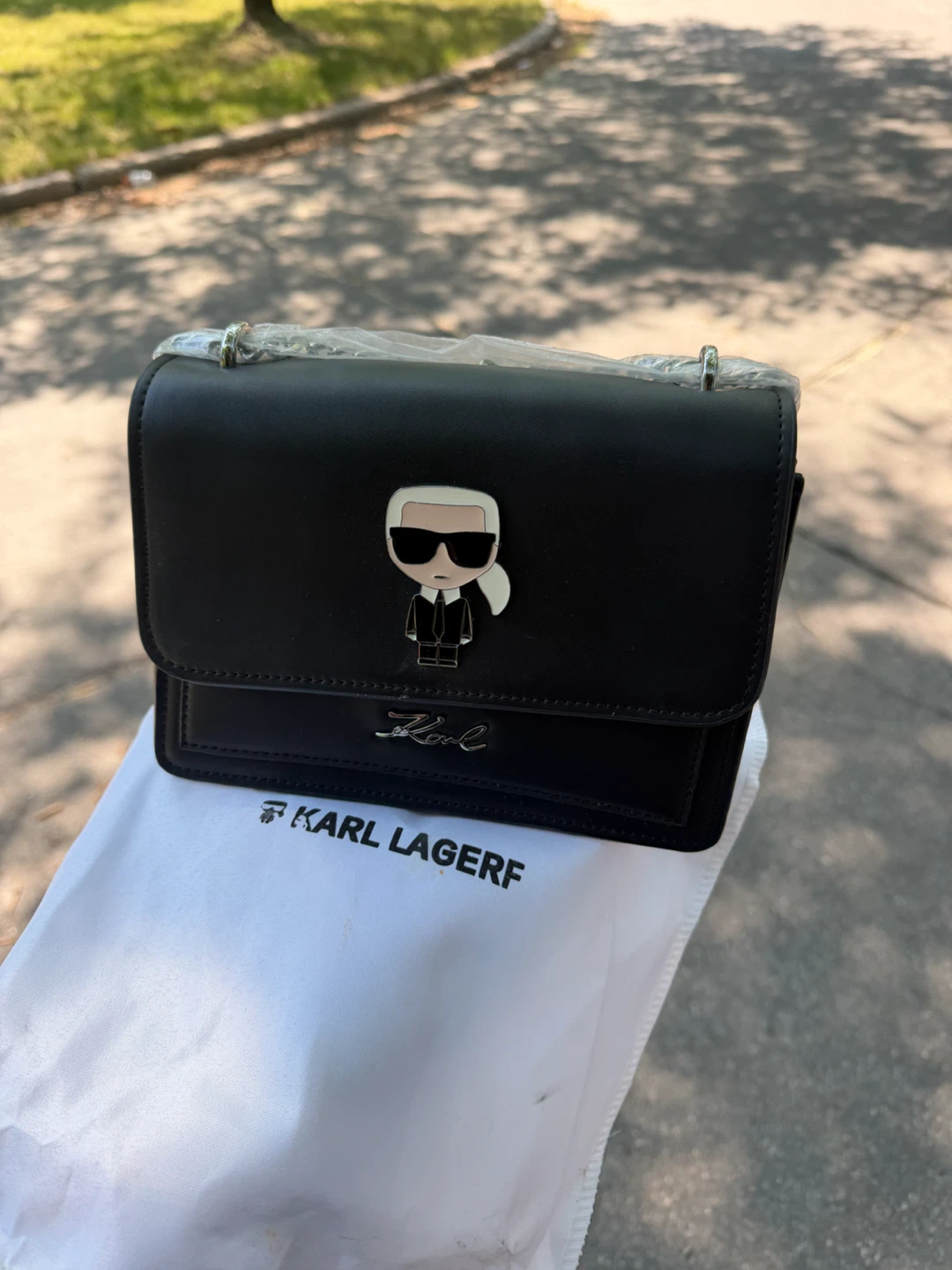 Karl Lagerfeld Black Crossbody Bag - photo 2
