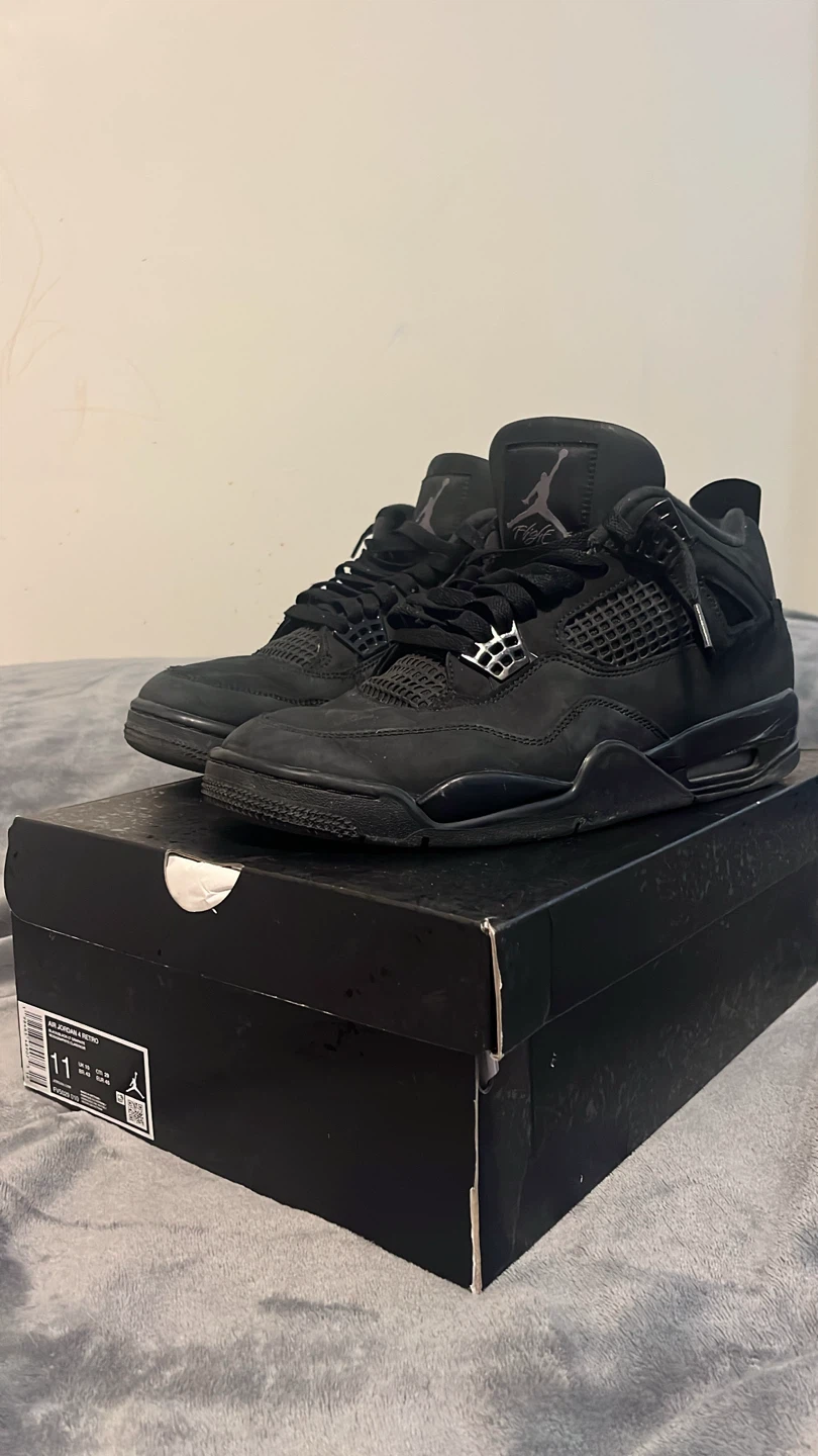 Authentic Air Jordan 4 Retro Black/Black-Lt Graphite Sneakers