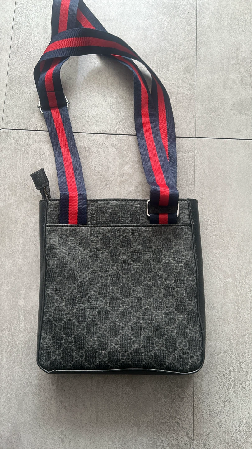 Gucci Messenger Bag - photo 2