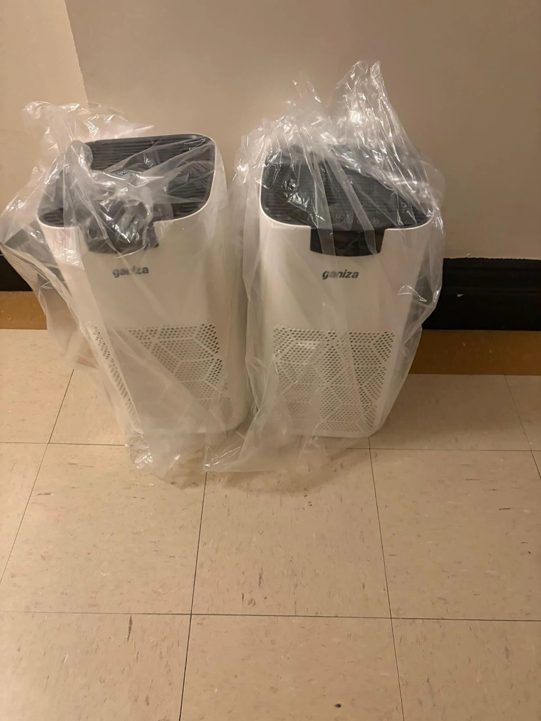 2 Ganiza Air Purifiers - photo 2
