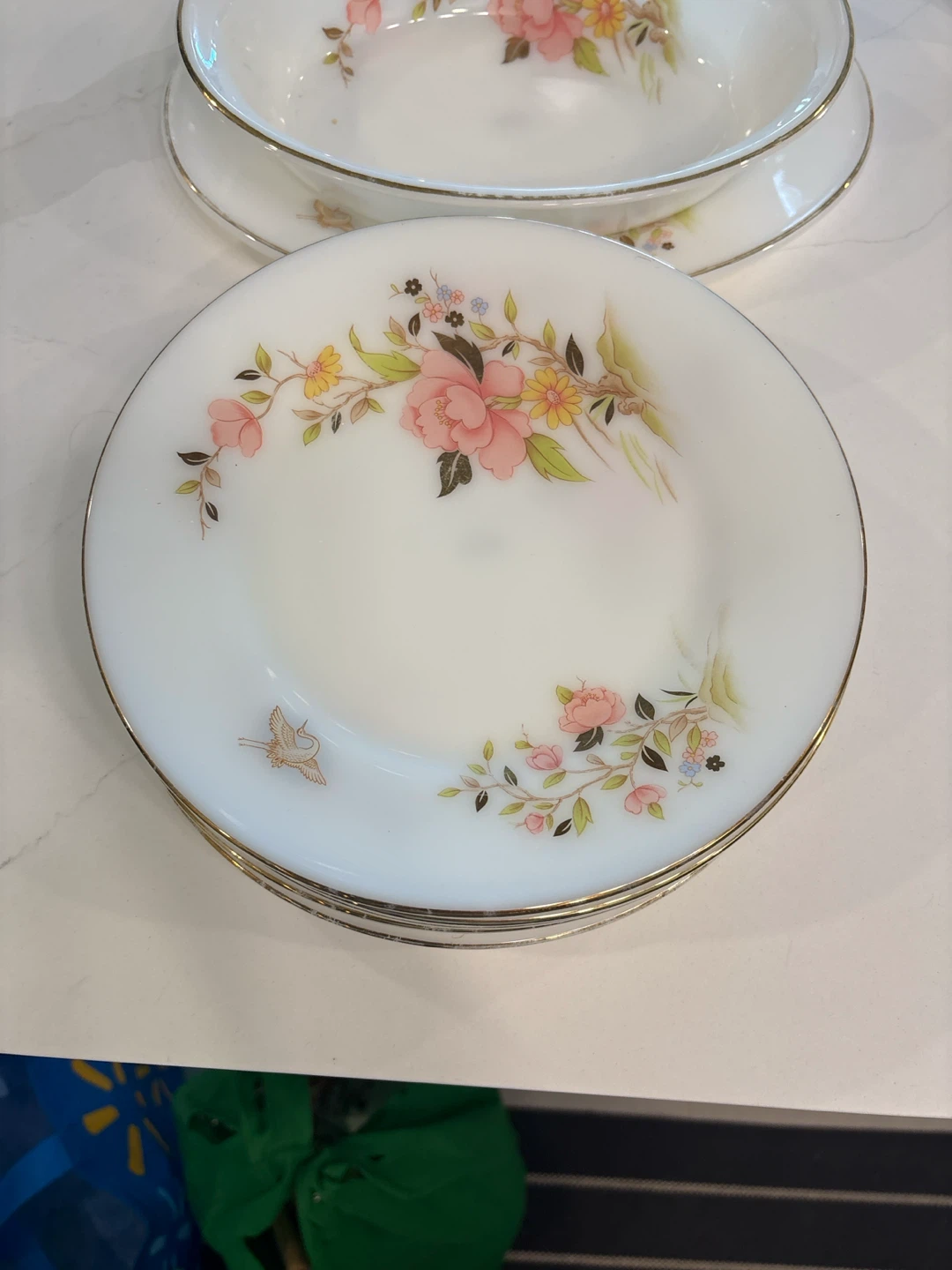 Stone pearl Dinner set with matching serving and rice plate