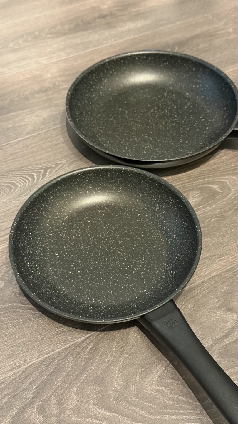 Zwilling aluminum fry pan 2pcs 9.5”&11” - photo 2